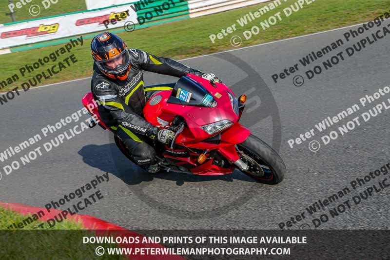 PJM Wedding Photography;enduro digital images;event digital images;eventdigitalimages;mallory park;mallory park photographs;mallory park trackday;mallory park trackday photographs;no limits trackdays;peter wileman photography;racing digital images;trackday digital images;trackday photos